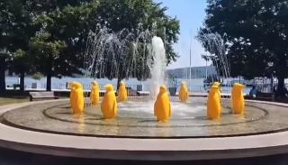 Arona - La Giunta Gusmeroli punta su una nuova fontana moderna in corso Repubblica