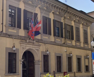 Novara - Lavori senza carte né impegni: bufera a Palazzo Cabrino per 113 euro mai registrati